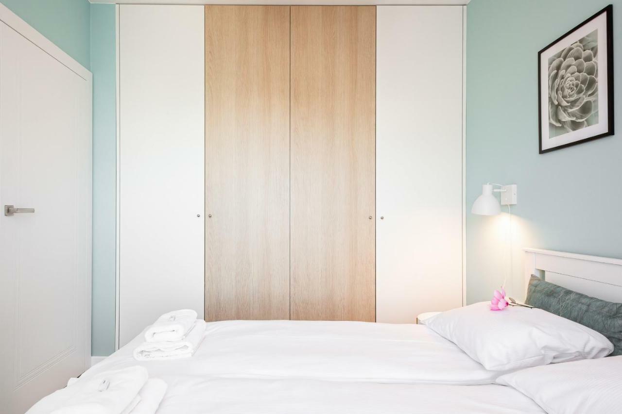 Apartment Walonska With Free Parking Wroclaw By Noclegi Renters Exterior foto